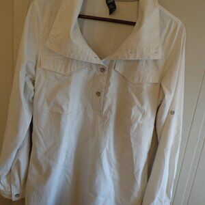 NWOT MOUNTAIN HARD WARE Pullover Top S/P Grey/White Pinstripes Button-Tab Sleeve